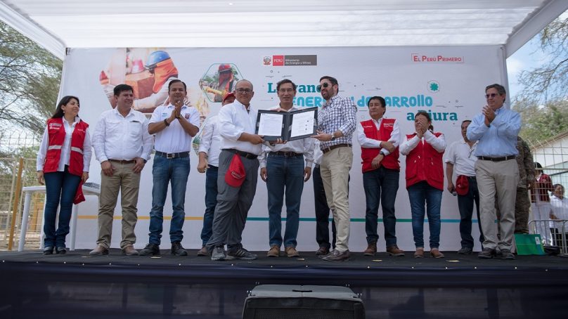 Contrato firmado: Gasnorp construirá 1,100 km de redes para llevar gas natural a Piura