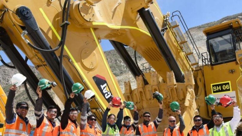 Quellaveco: Luego de 30 días calendario, culminan ensamblaje de pala CAT 6060