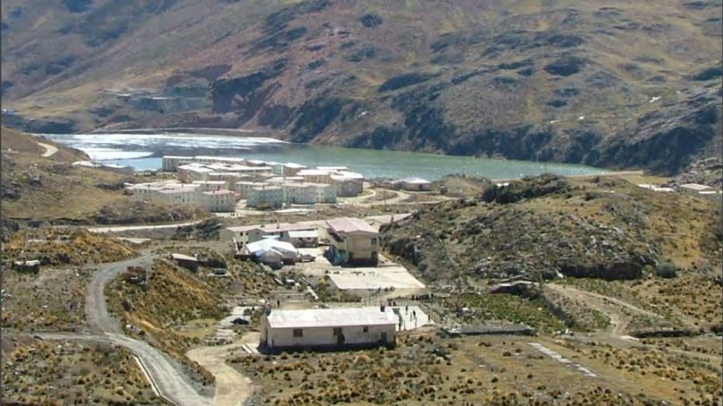 Sociedad Minera Corona manda a casa a su área administrativa