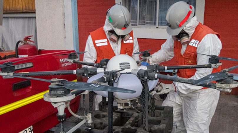 Codelco envía su dron fumigador a localidades cercanas a su operación El Teniente