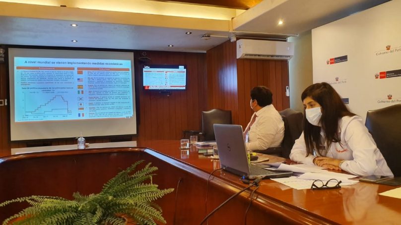 Ejecutivo instala grupo multisectorial que estudia reanudación progresiva de actividades