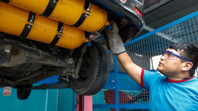 Minem reactiva conversión vehicular a gas natural en siete regiones del país