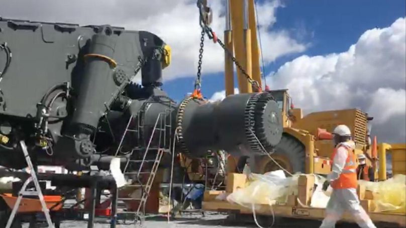 Camiones Liebherr T284, ya en Antamina y armados aproximadamente al 80%