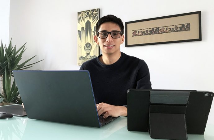 Él es Juan José Foc, quien diseñó el E-Titán Urbano, el primer bus 100% eléctrico del Perú
