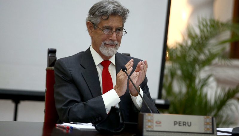 Presidente Sagasti dice que no presionará por referéndum sobre Constitución