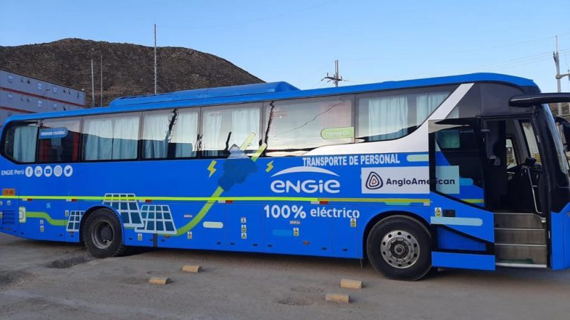 La electromovilidad llegó a Quellaveco: mina de Anglo usará bus eléctrico de Engie para transporte de personal
