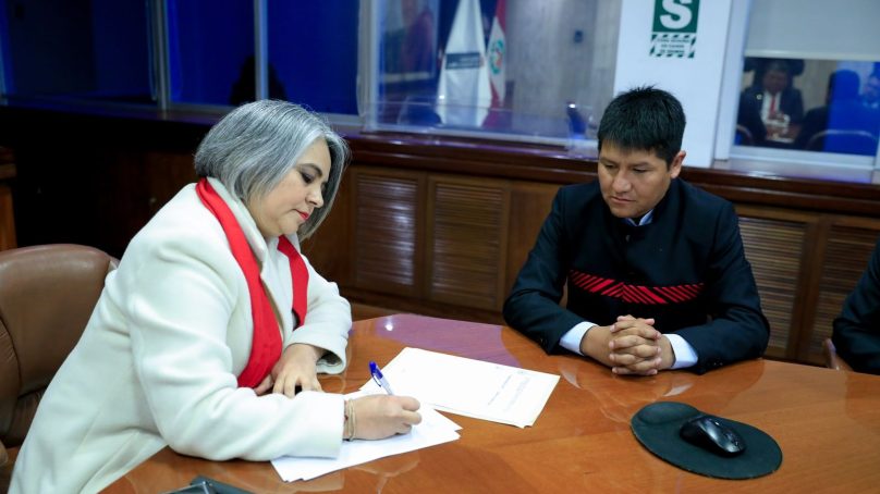 Minem y Gobierno Regional de Puno suscriben convenio para impulsar masificación de gas natural en región altiplánica