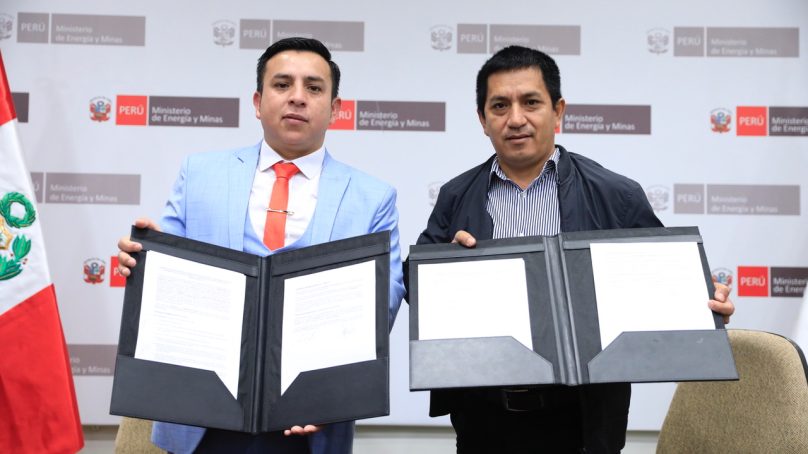 Minem transferirá S/7.3 millones para obras de agua potable, saneamiento y educación para comunidades nativas de Condorcanqui