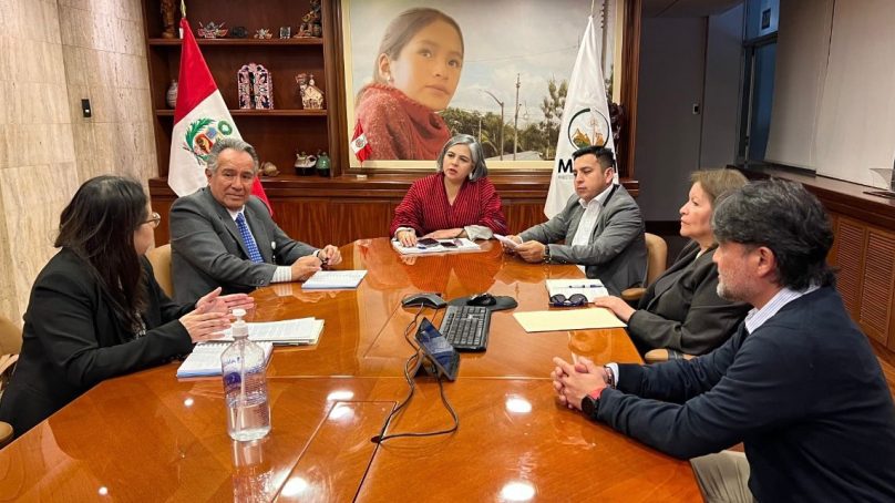 Ministra Herrera y funcionarios de Petroperú y Perupetro abordan la futura firma del contrato de operaciones en el Lote 192