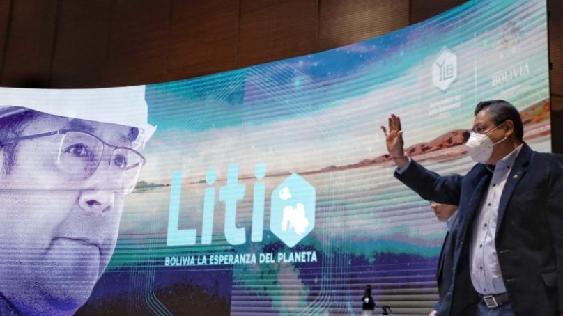 Bolivia elige a una empresa china para que desarrolle sus yacimientos de litio
